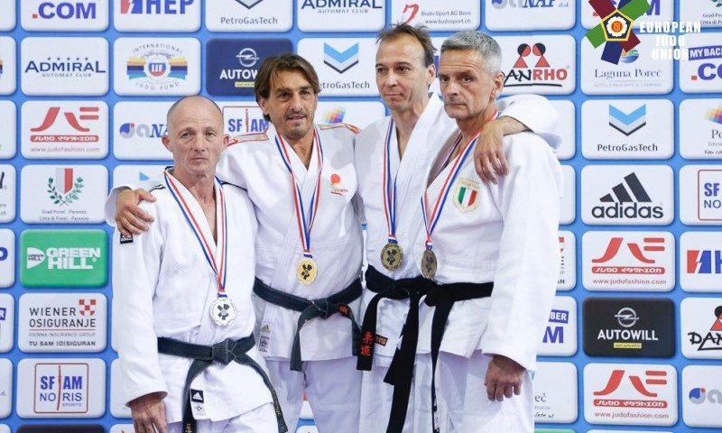Maurizio Farini sul podio dell'europeo di Porec